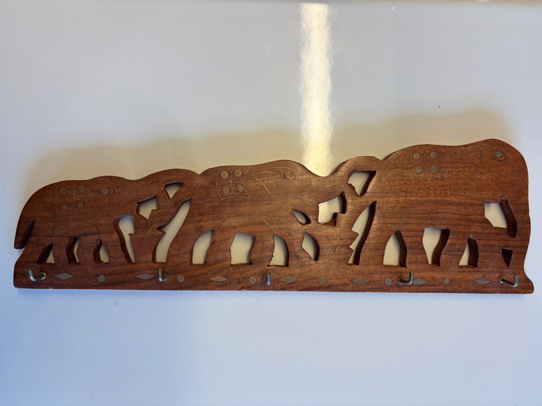 Tutte le decorazioni: Tablett aus geschnitztem Rosenholz / Messing, Räuchergefäß – Usato da Horgen venduto da uge_pd5p 2