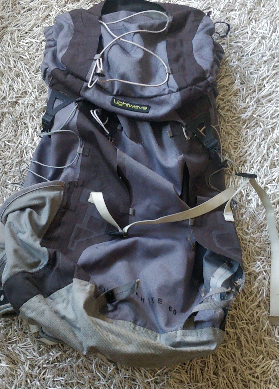 Zaini: Sac dos randonnée Lightwave Ultrahike 60 – Difettoso da Genève venduto da Dav_