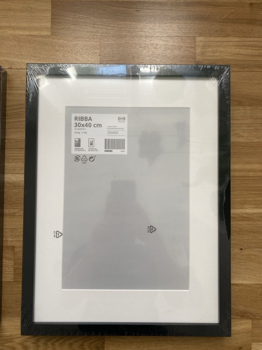 Cornici: Bilderrahmen 2x IKEA RIBBA 30x40 schwarz – Nuovo e nell'imballaggio originale da Zürich venduto da adr_c5lp 1
