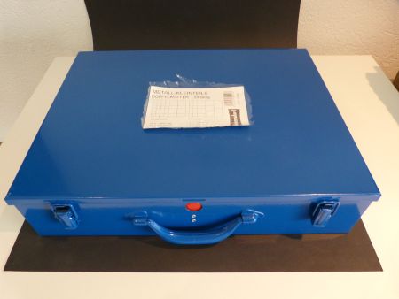 Sortimentskoffer Metall 2-lagig mit einzelnen Behälter