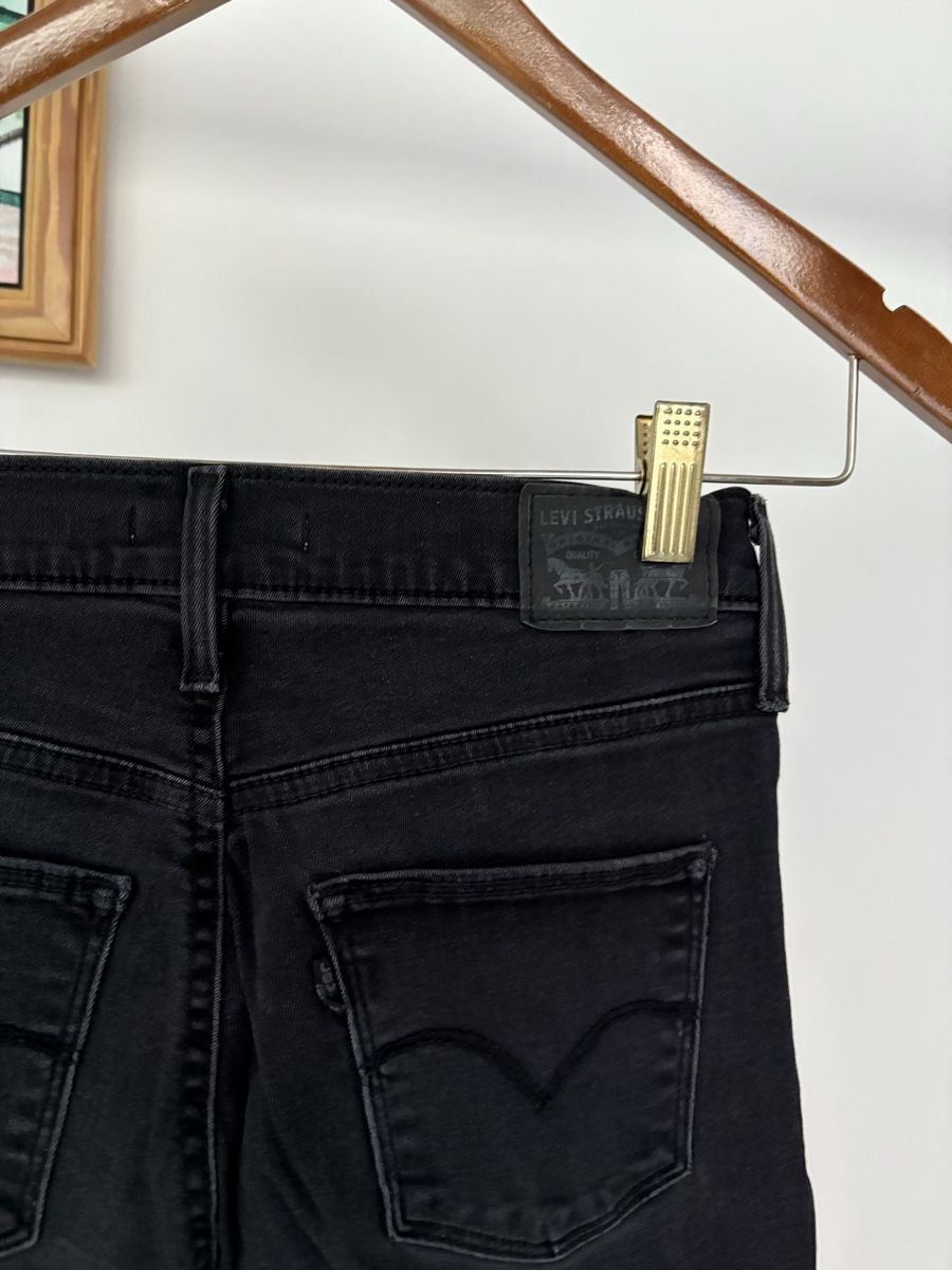 Levi's Jeans: Jeans Levi’s noir 28 – Usato da Vésenaz venduto da ilomd 4