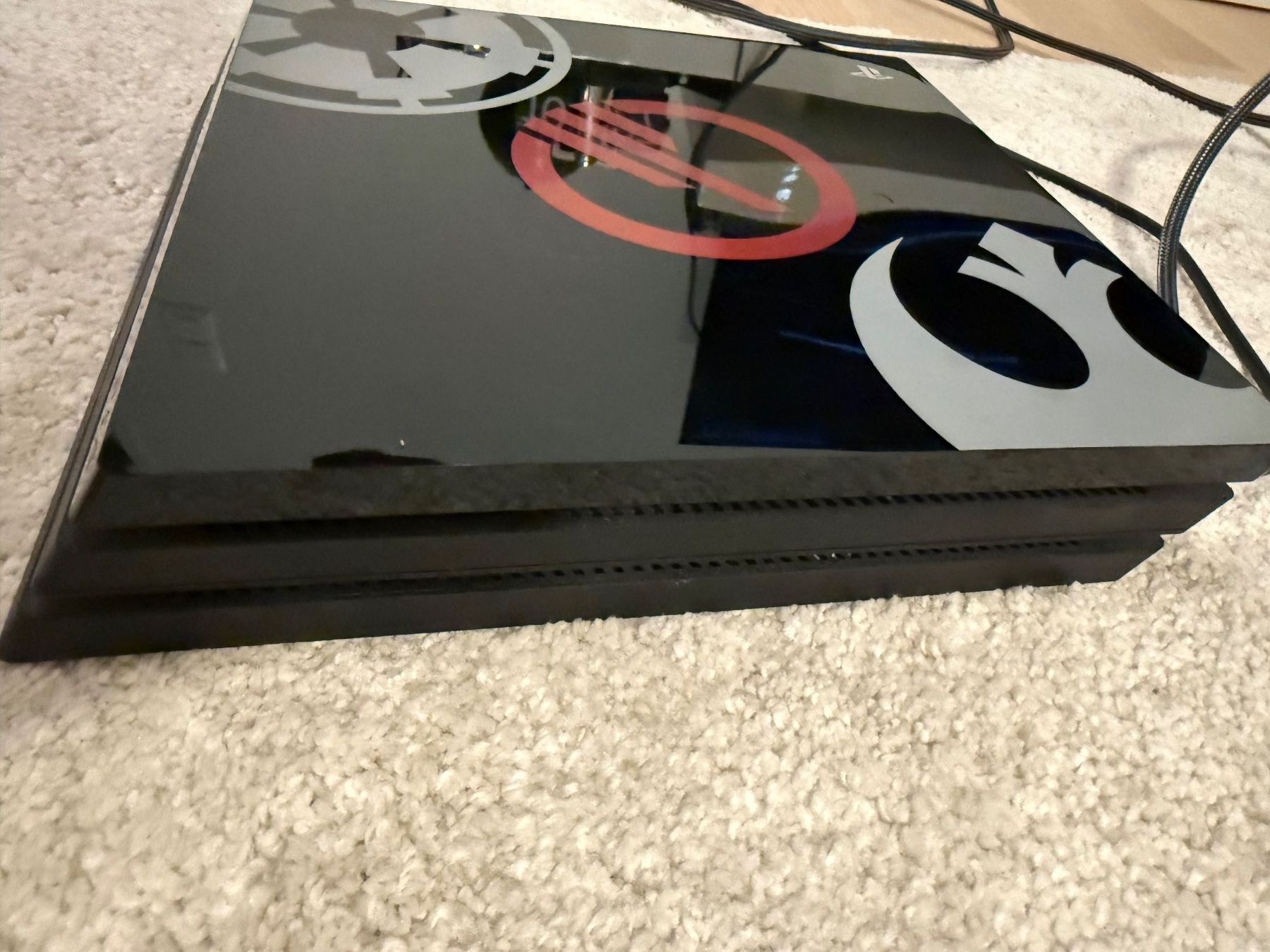 Sony Console: PS4 Star Wars Special Edition 1TB + 6 Controller + 4 Spiele – Usato da Kirchberg BE venduto da simu_79 3