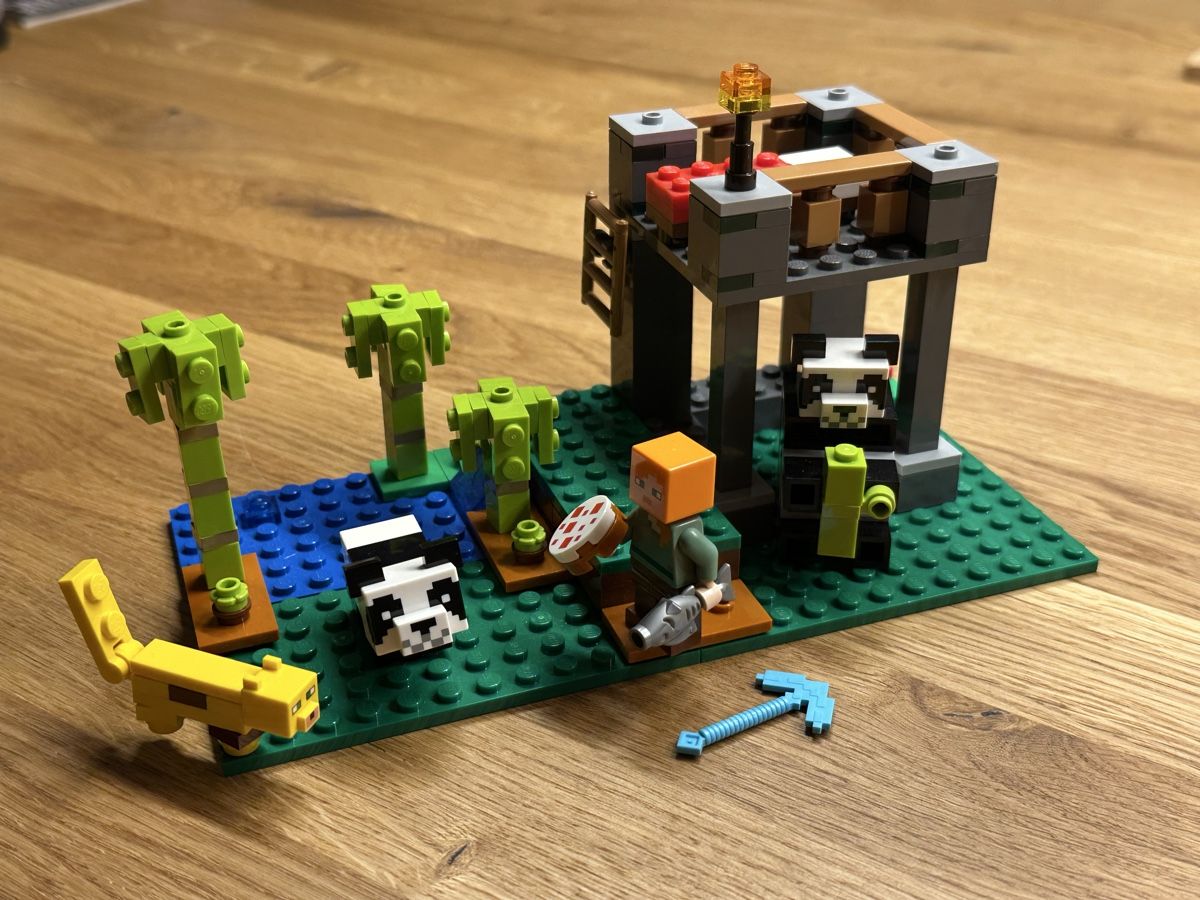 Lego Kit di costruzioni: LEGO Minecraft 21158 Panda Nursery – Usato da Glis venduto da Timer 1