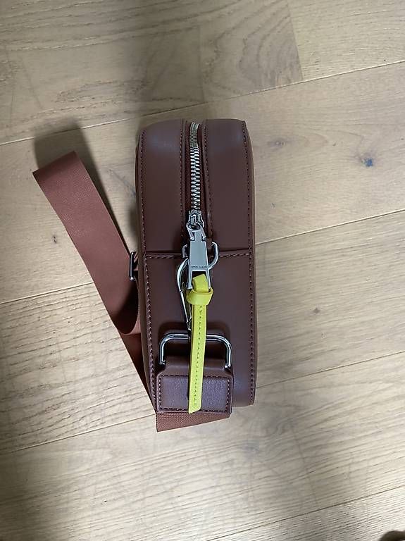 Taschen für Damen: Vivi Mari crossbody bag – Gebraucht aus Solothurn von BaSiMa2017 1