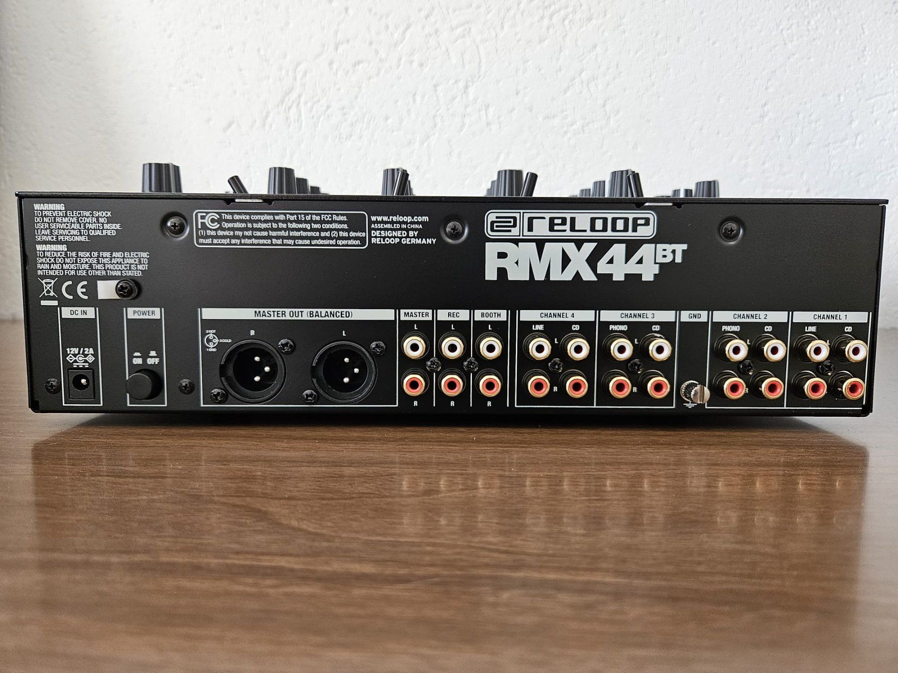 Reloop Console di mixaggio: Reloop RMX 44-BT + Flight-Case – Usato da Altstätten SG venduto da phi_b9y6 2