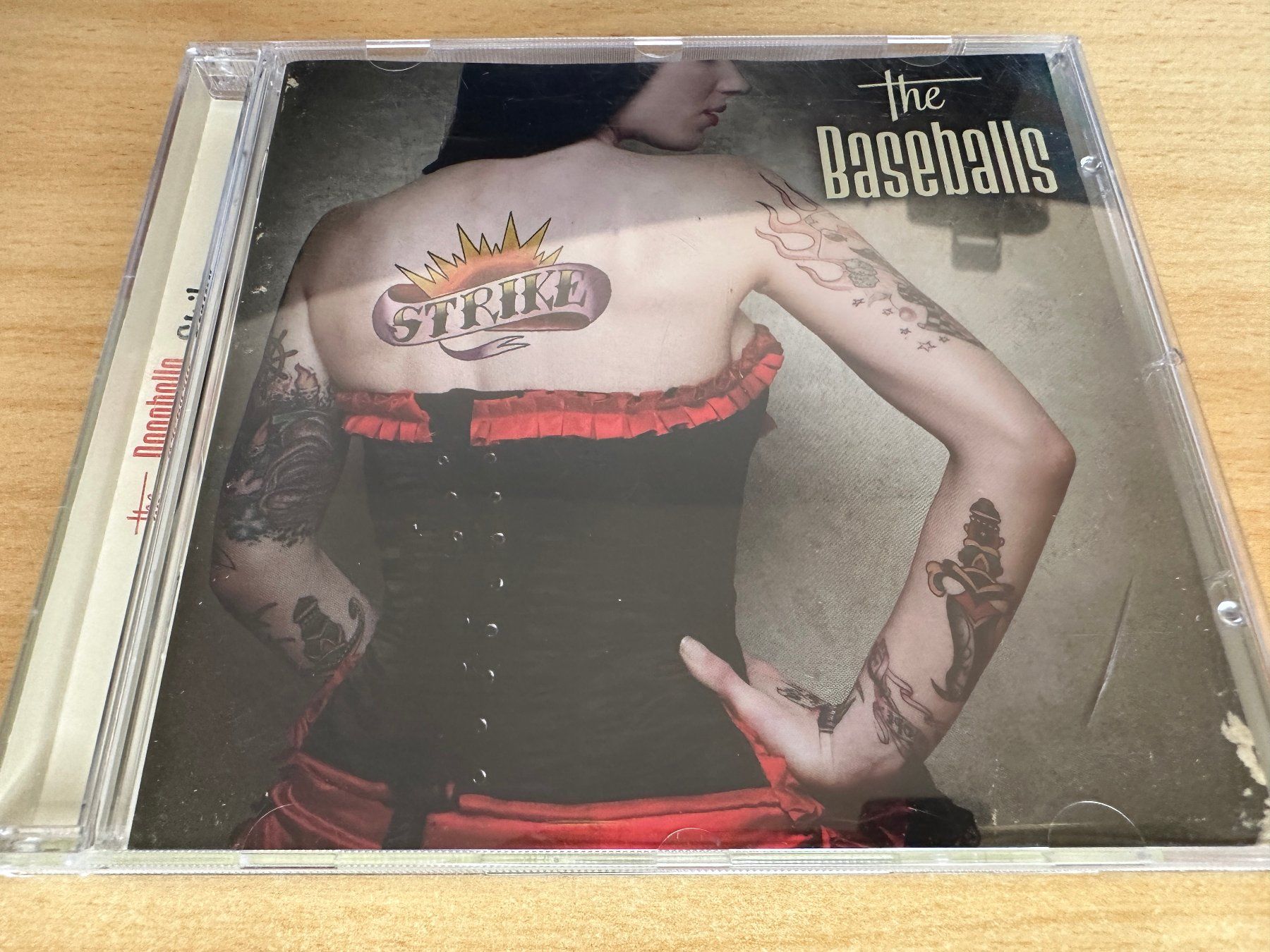 CD: The Baseballs – Strike – Usato da Rikon im Tösstal venduto da Alpenmutz