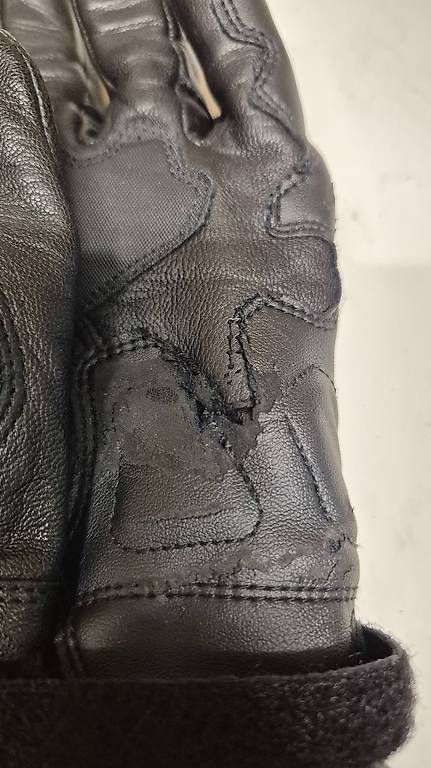 Alpinestars Altri accessori da uomo: Motorradhandschuche Gr.L – Usato da Aarburg venduto da exe_v5s5 2
