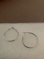 Modeschmuck silberfarbene Creolen, 3cm. Edelstahl, neu