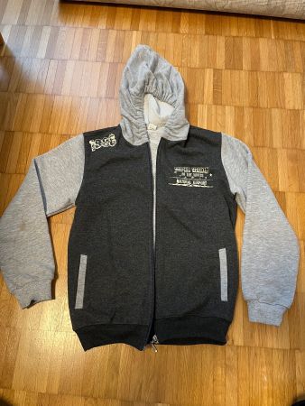 Coole Jungen Sweatjacke Kapuze Gr. 140 Grau/Schwarz