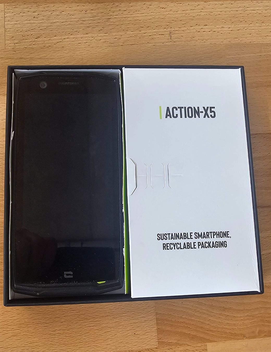 Telefoni cellulari / Smartphones: ACTION-X5 Smartphone – Usato da Thusis venduto da ultimus_schweiz