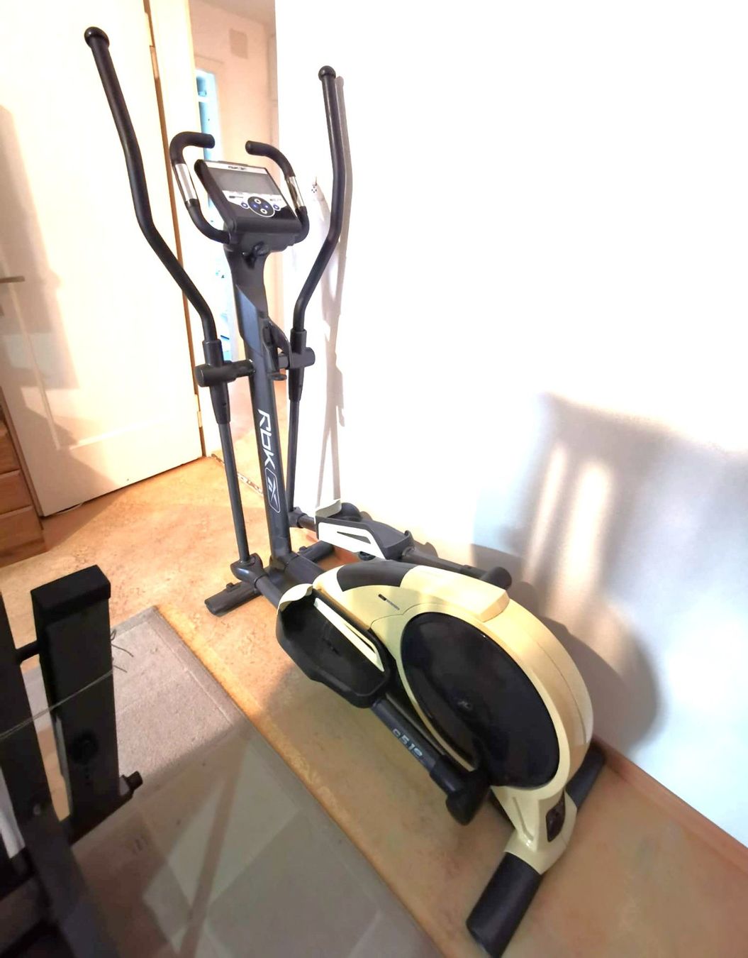 Reebok Vélos d'appartement: Reebok Crosstrainer – D'occasion à Dietikon par Pedja70 1