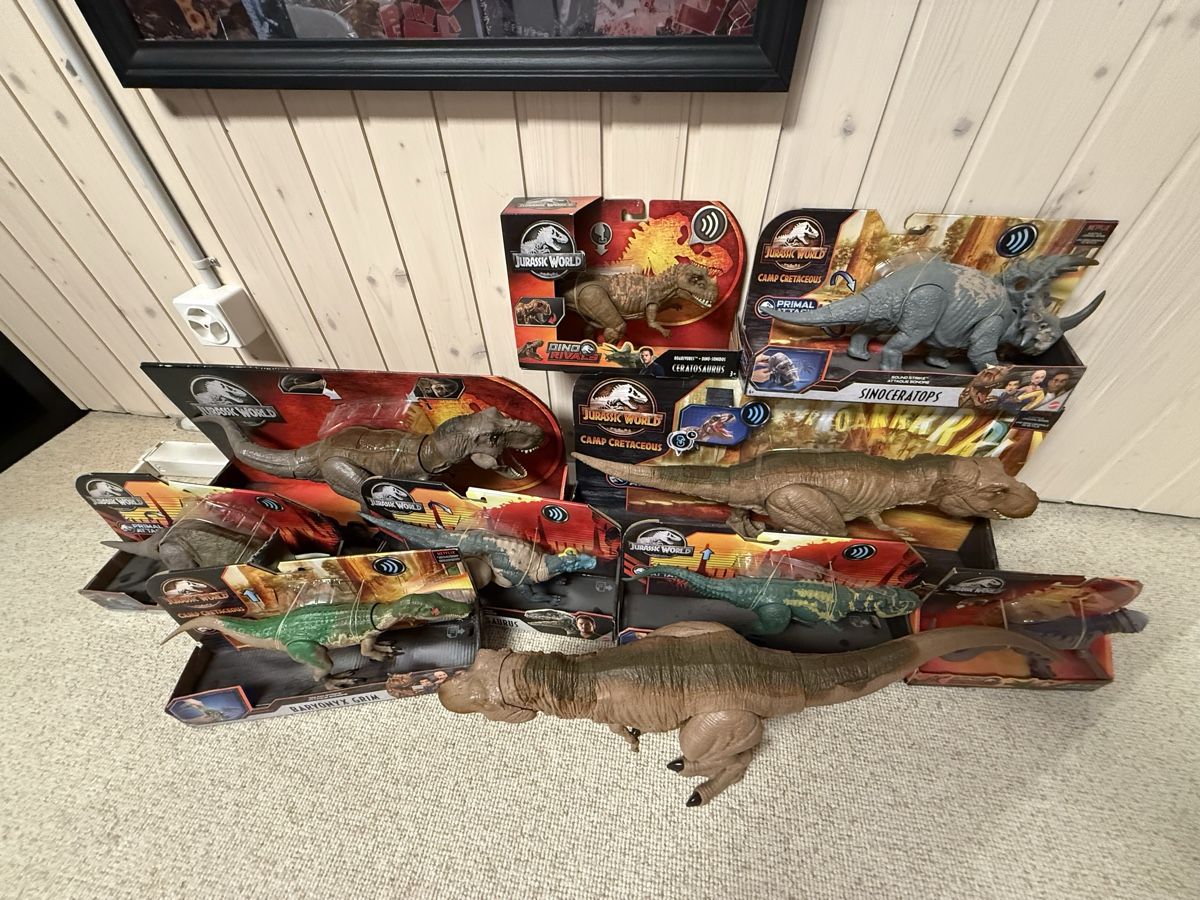 Spielzeuge: Jurassic World Dinosaurier – Neu und originalverpackt aus Reinach BL von ran_28bp
