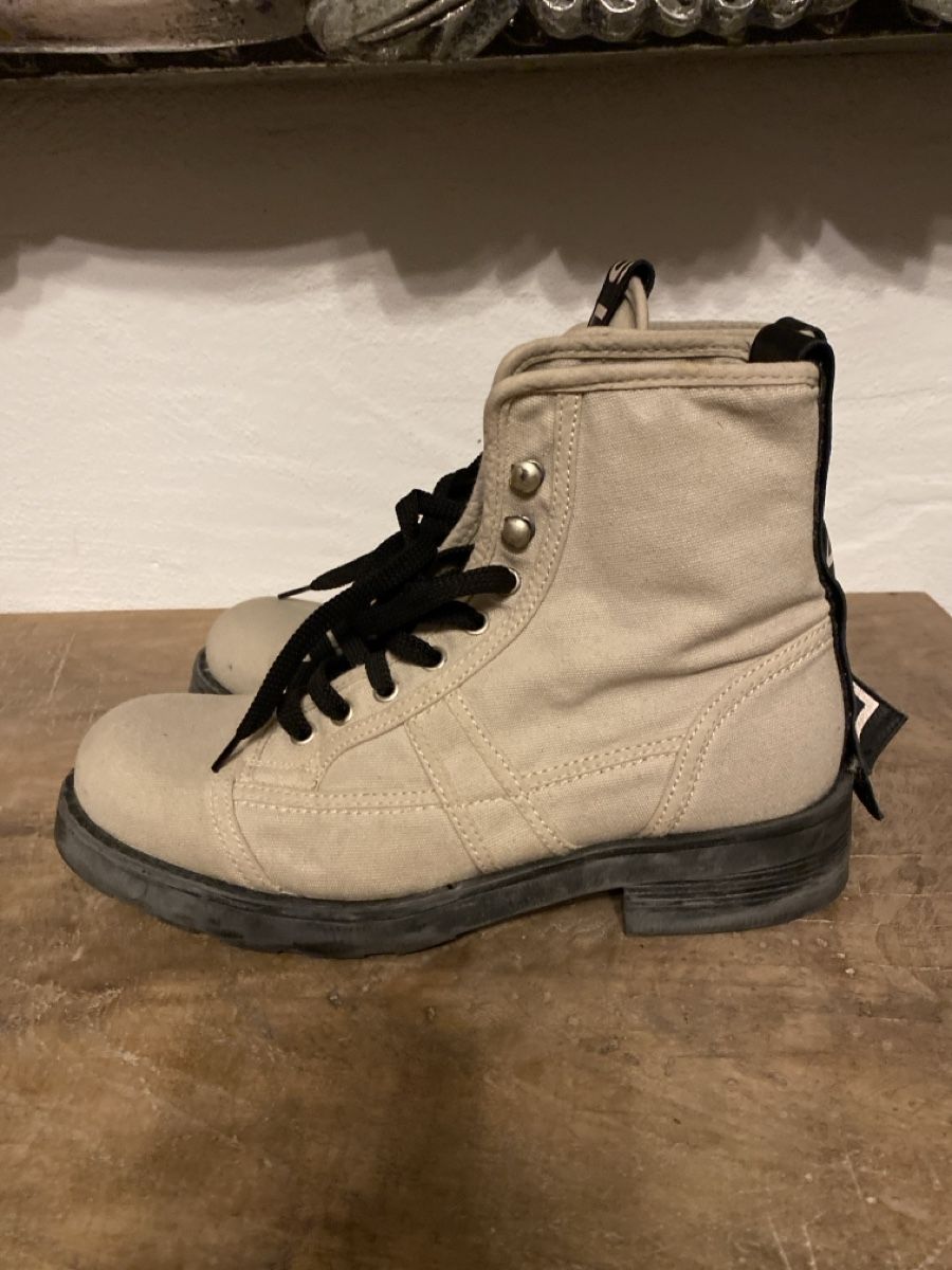 Damenschuhe: Radikal lovers Damen Schuhe – Neu (gemäss Beschreibung) aus Rorschach von lvi_p29s 3