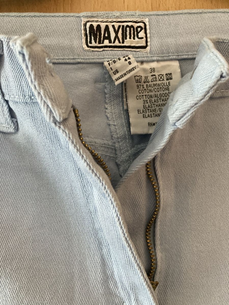 Jeans: Jeans neuf taille 38 – Nuovo e nell'imballaggio originale da Orbe venduto da Jade333 3