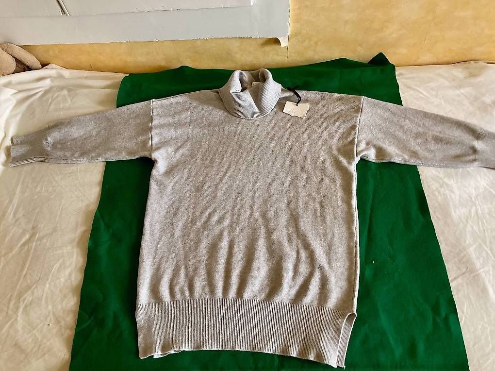 Maglioni & Felpe: Pul  Oversize Vicolo NEUF – Usato da Préverenges venduto da Alexmar