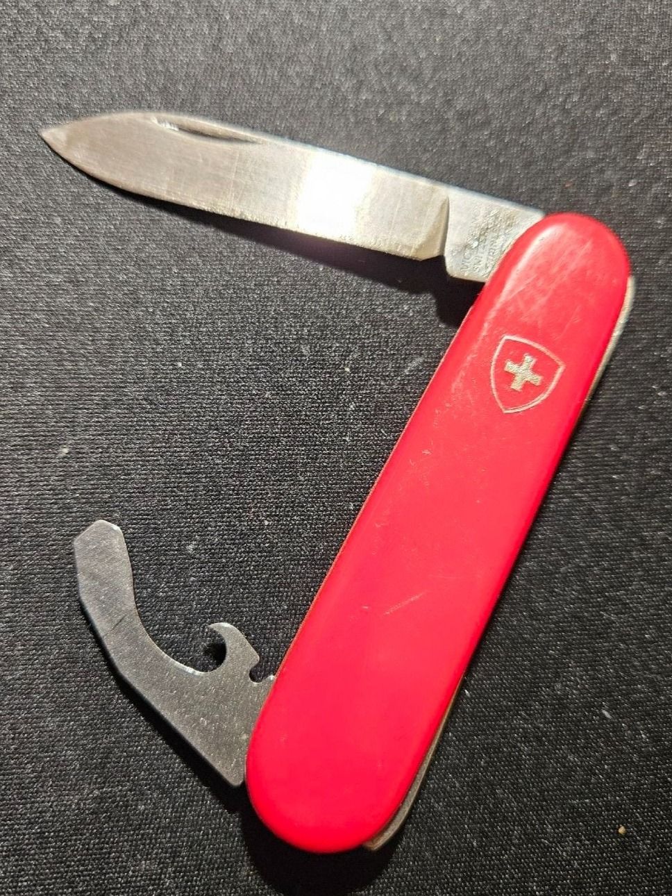 Victorinox Couteaux de poche: MAGGI Victorinox Taschenmesser – D'occasion à Bern par Respirit