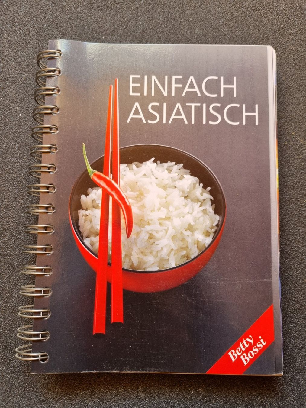 Libri: Betty Bossi Einfach Asiatisch – Usato da Marbach LU venduto da rudolfundlucy