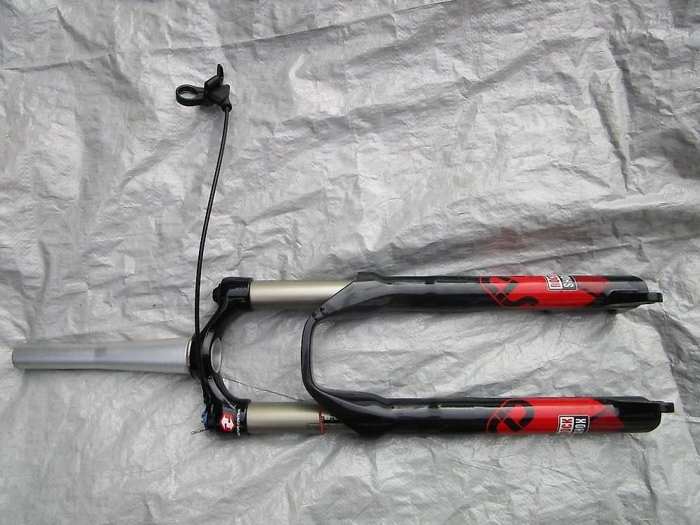 Pezzi di ricambio: RockShox SID Federgabel mit remote Sperre 100mm 26" 1500g – Usato da Ottikon venduto da Locomotive01