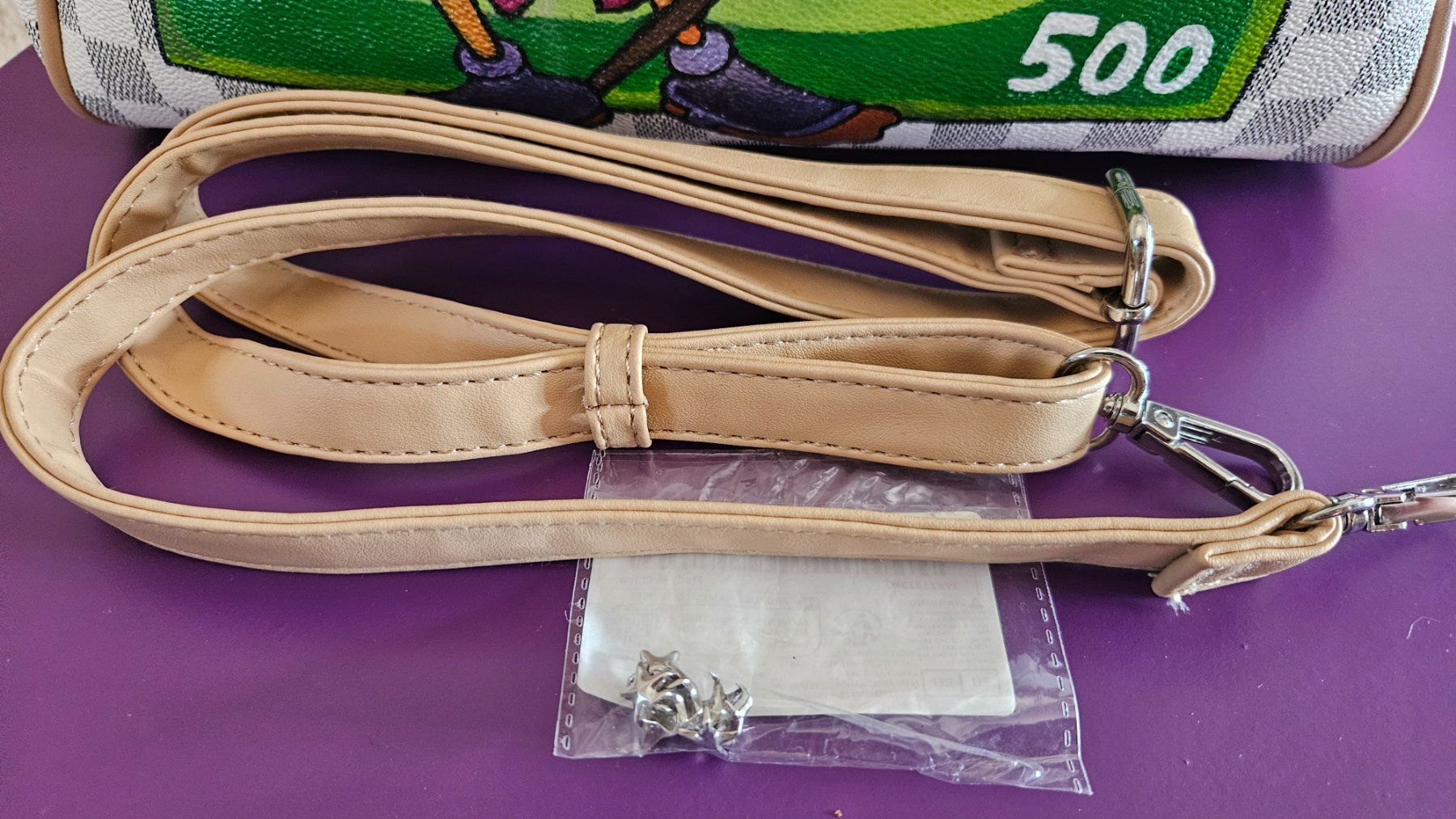Borse: Handbemalte Handtasche mit Dagobert Duck – Usato da Basel venduto da True_Hofer_Store 4