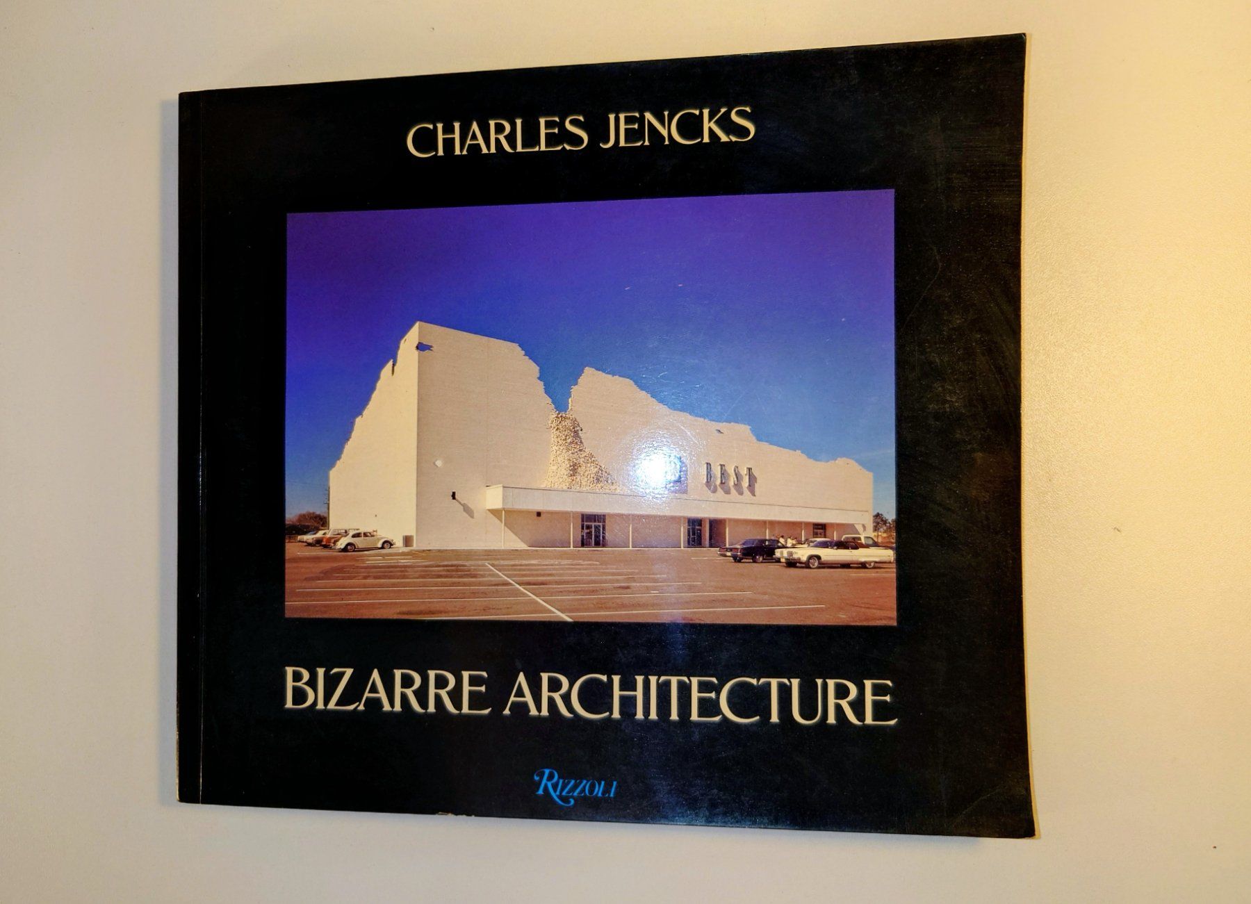 Livres: "Bizarre Architecture" Charles Jencks. Erstausgabe 1979 – D'occasion à Zürich par Rst7 1