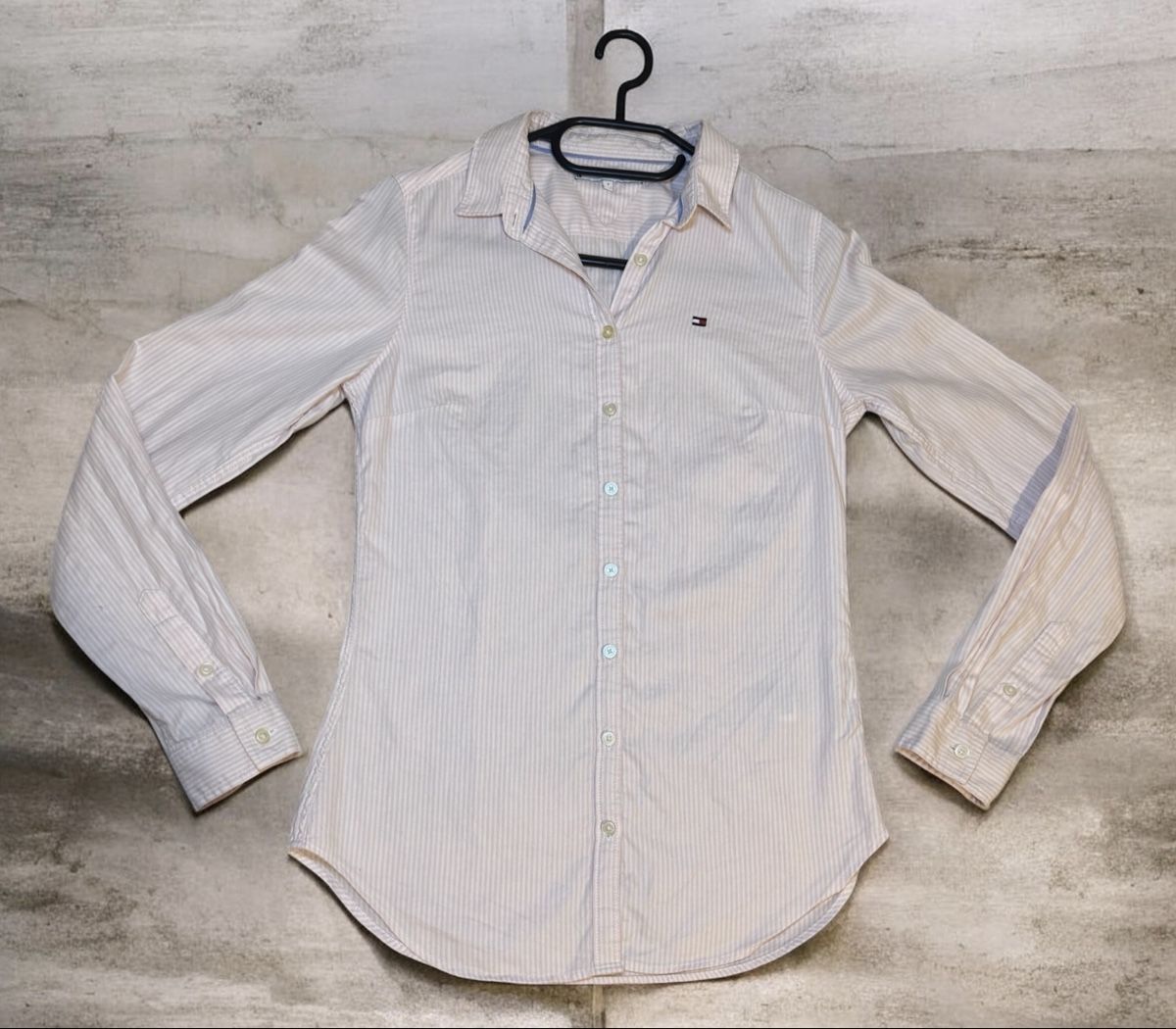 Tommy Hilfiger Camicette: Chemise Tommy Hilfiger – Nuovo (secondo la descrizione) da Châtel-St-Denis venduto da Montclair_Swiss