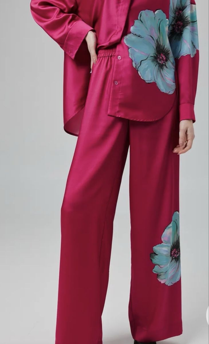 Completi & Tailleur: Zara Set, Bluse M Hose L. Versand Möglich – Nuovo e nell'imballaggio originale da Zürich venduto da Fashionista00 1