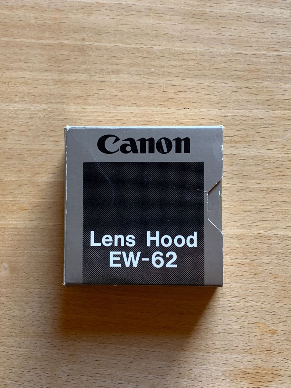 Canon Obiettivi: Canon Lens Hood EW-62 – Nuovo e nell'imballaggio originale da Bern venduto da andyflury