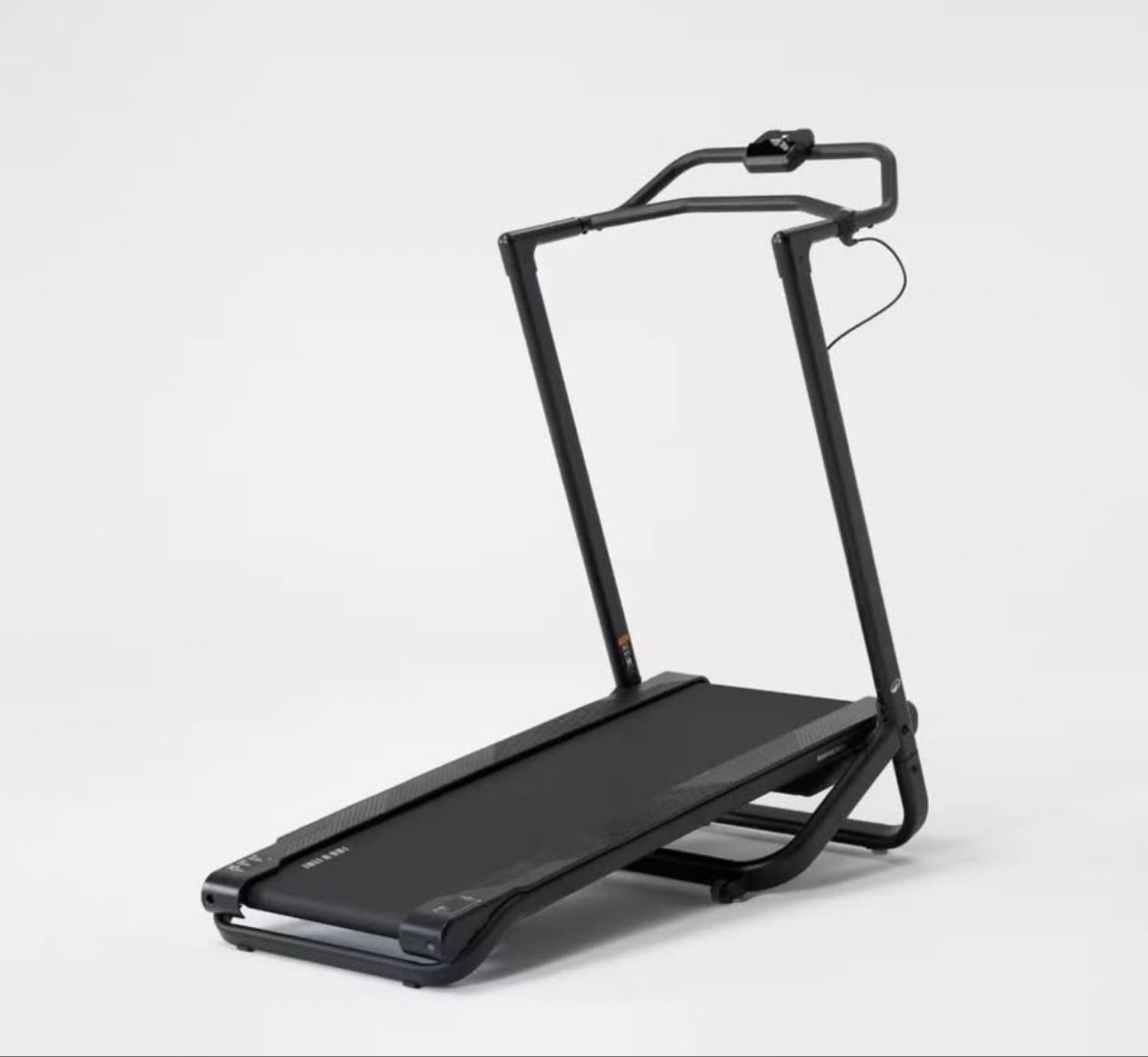Decathlon Hometrainer: Tapis de marche pliable  – Nuovo (secondo la descrizione) da Geneveys-Coffrane venduto da der_9ktt