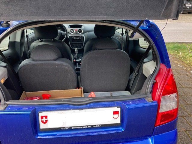 Citroën Automobili: CITREOEN C2 1.1 i – Usato da Frauenkappelen venduto da Autohaus-Bern 4