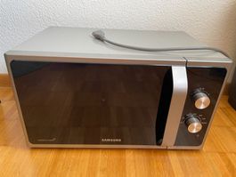 Samsung Mikrowelle 800W, 23l