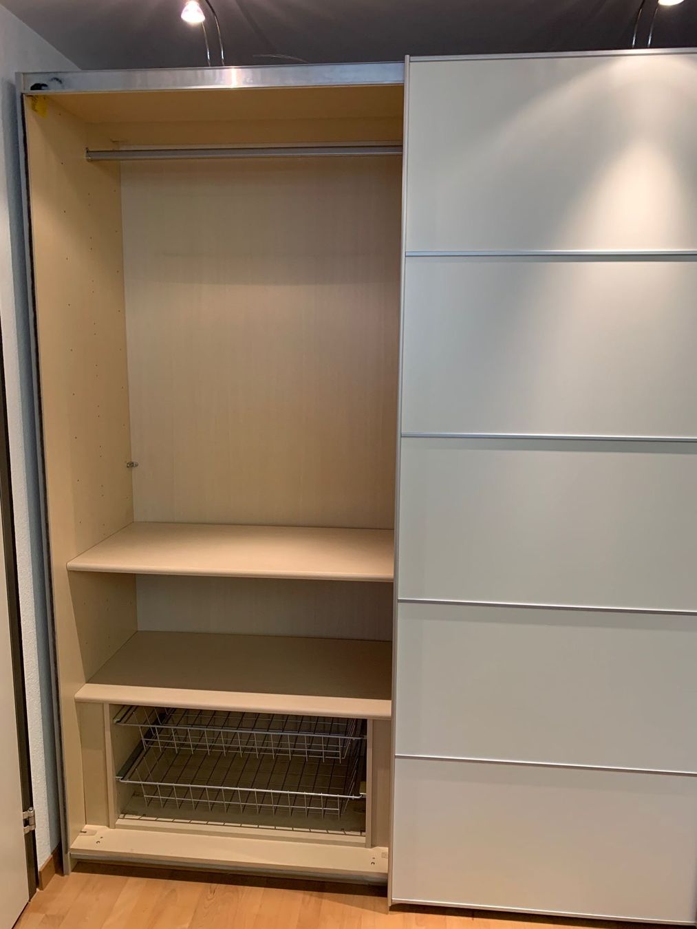 Armadi: Schwebetürenschrank – Usato da Wohlen AG venduto da cvo_7l2k 5