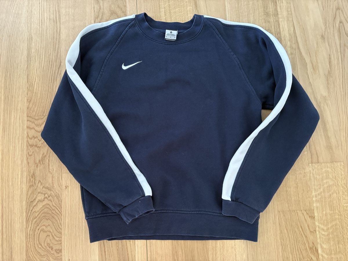 Nike Maglioni & Felpe: Retro Nike Pullover Grösse M – Usato da Münchenbuchsee venduto da Timtim0