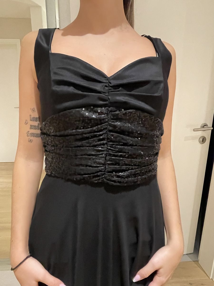 Kleider: Abendkleid schwarz – Neu (gemäss Beschreibung) aus Volketswil von Bachmann7 3