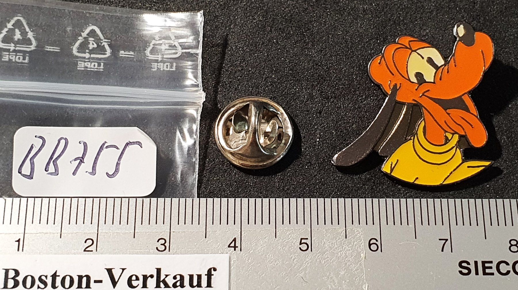 Placchette & Badge: BB755 - Pin Walt Disney - Pluto – Usato da Reinach BL venduto da Boston-Verkauf 1