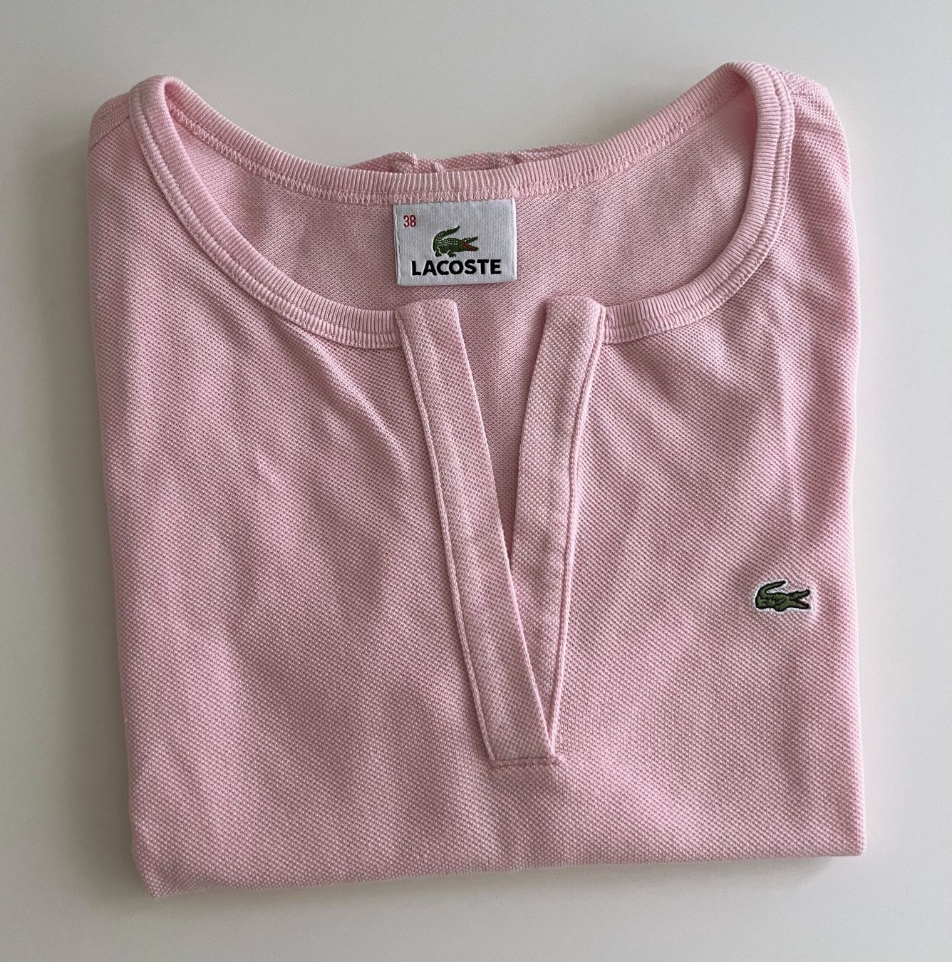 Lacoste Top: Top Lacoste 100% coton – Usato da Neuchâtel venduto da kat_n6gp 1
