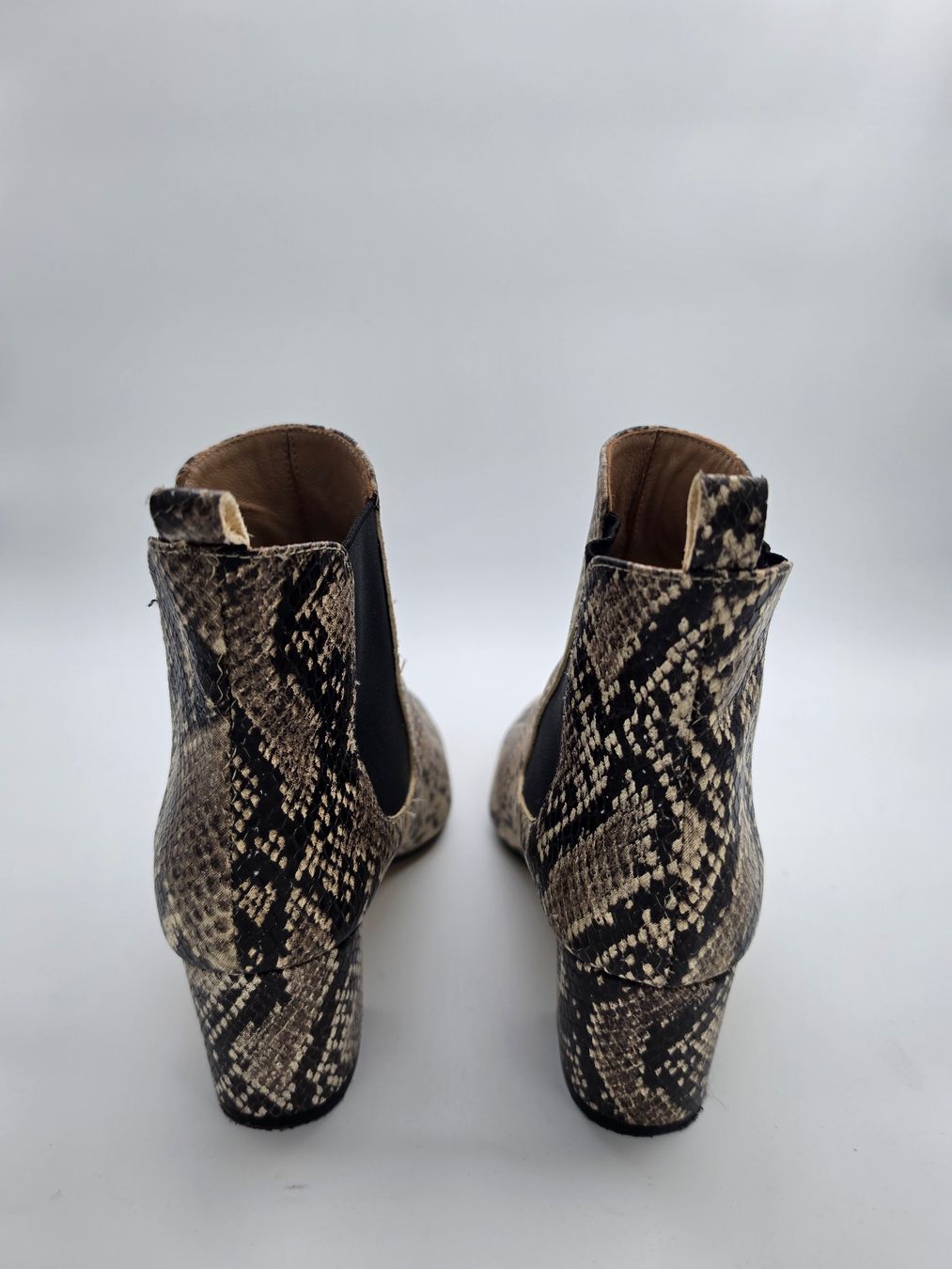 Chaussures femmes: Bottines Maison 123 en cuir imprimé python – Taille 37 – D'occasion à St. Ursen par kat_g8z5 3