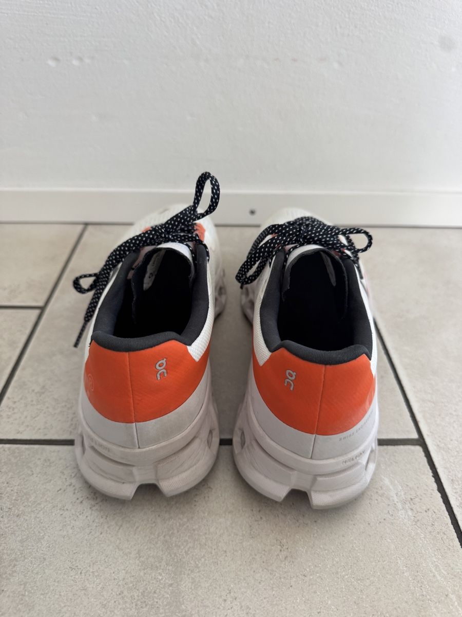 On Scarpe da uomo: On Cloudmonster, Grösse 43 – Nuovo (secondo la descrizione) da Teufen AR venduto da chi_h55m 1