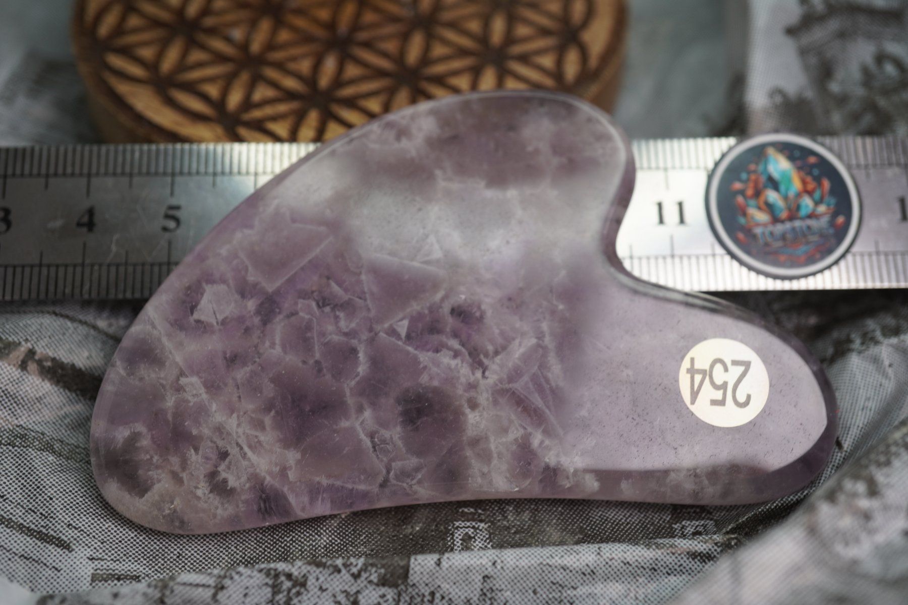 Minerali & Pietre curative: Gua Sha Massage-Stein Amethyst   ab 1.- – Nuovo e nell'imballaggio originale da Eschenbach SG venduto da topstone 1