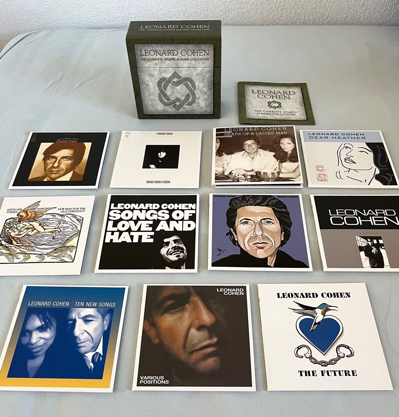 CD: Leonard Cohen - The complete studio albums collection – Usato da Le Crêt-p-Semsales venduto da staglione69