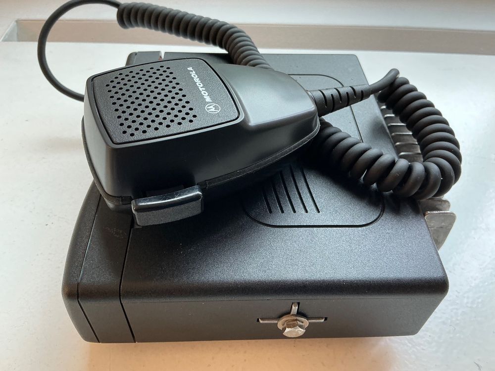 Motorola Funktechnik: Motorola GM 350 UHF – Gebraucht aus Zürich von nar_wal 1