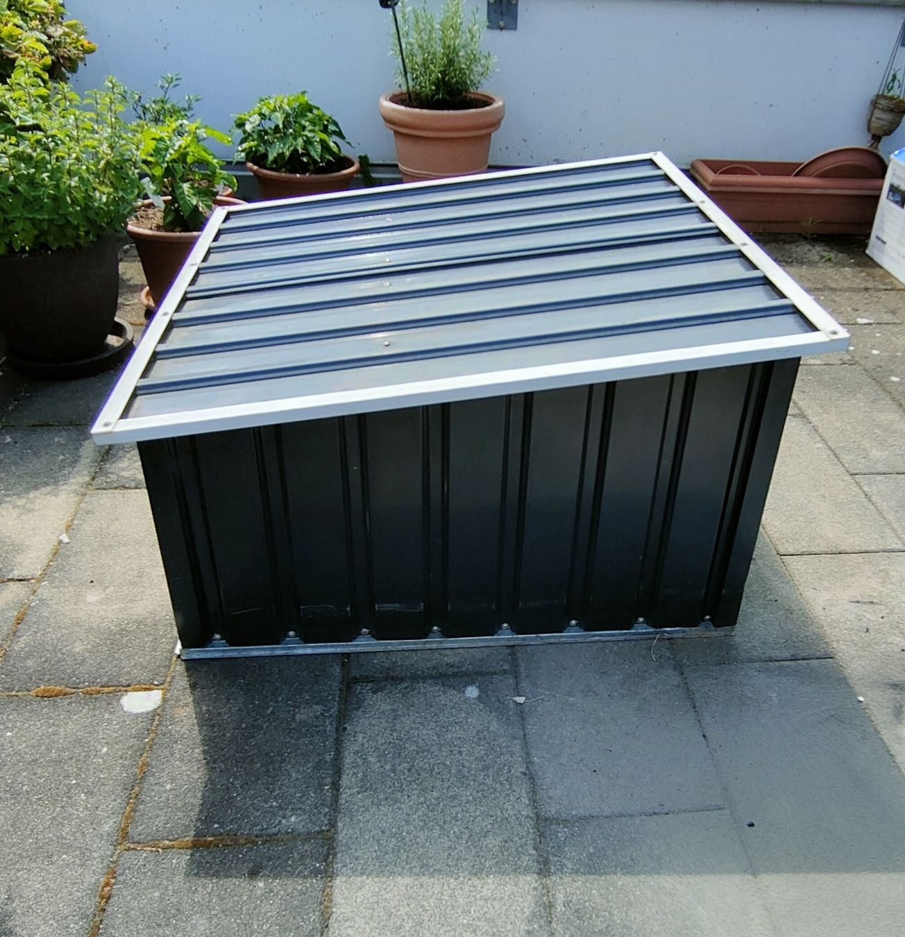 Box contenitori: Gartenbox oder Mäherunterstand – Usato da Hausen am Albis venduto da shoesli 1