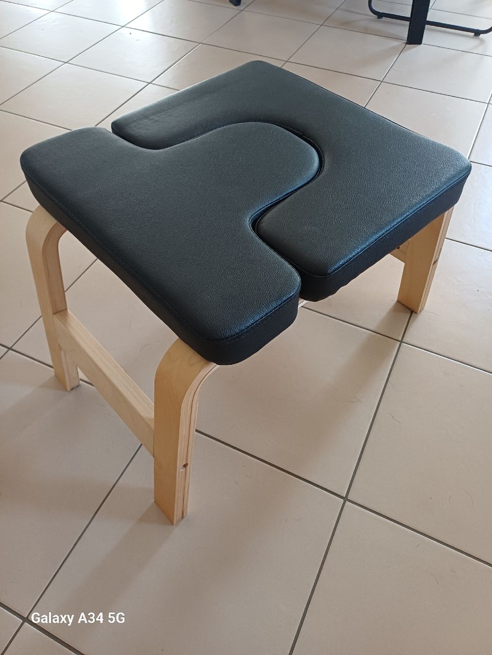Tabourets: tabouret yoga  – D'occasion à St-Légier-Chiésaz par sus_mhr5 1
