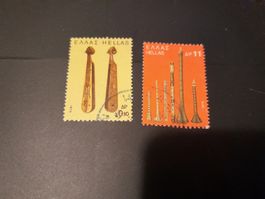Lot de 2 timbres anciens de Grèce - Instruments grecs