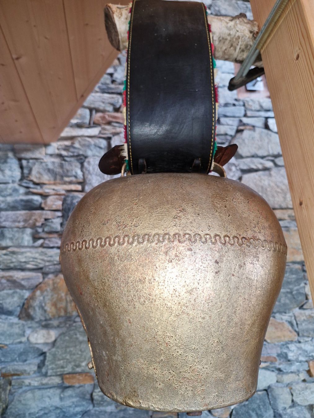 Glocken & Treicheln: Treichel Glocke – Gebraucht aus Guarda von rue_bpd7 2