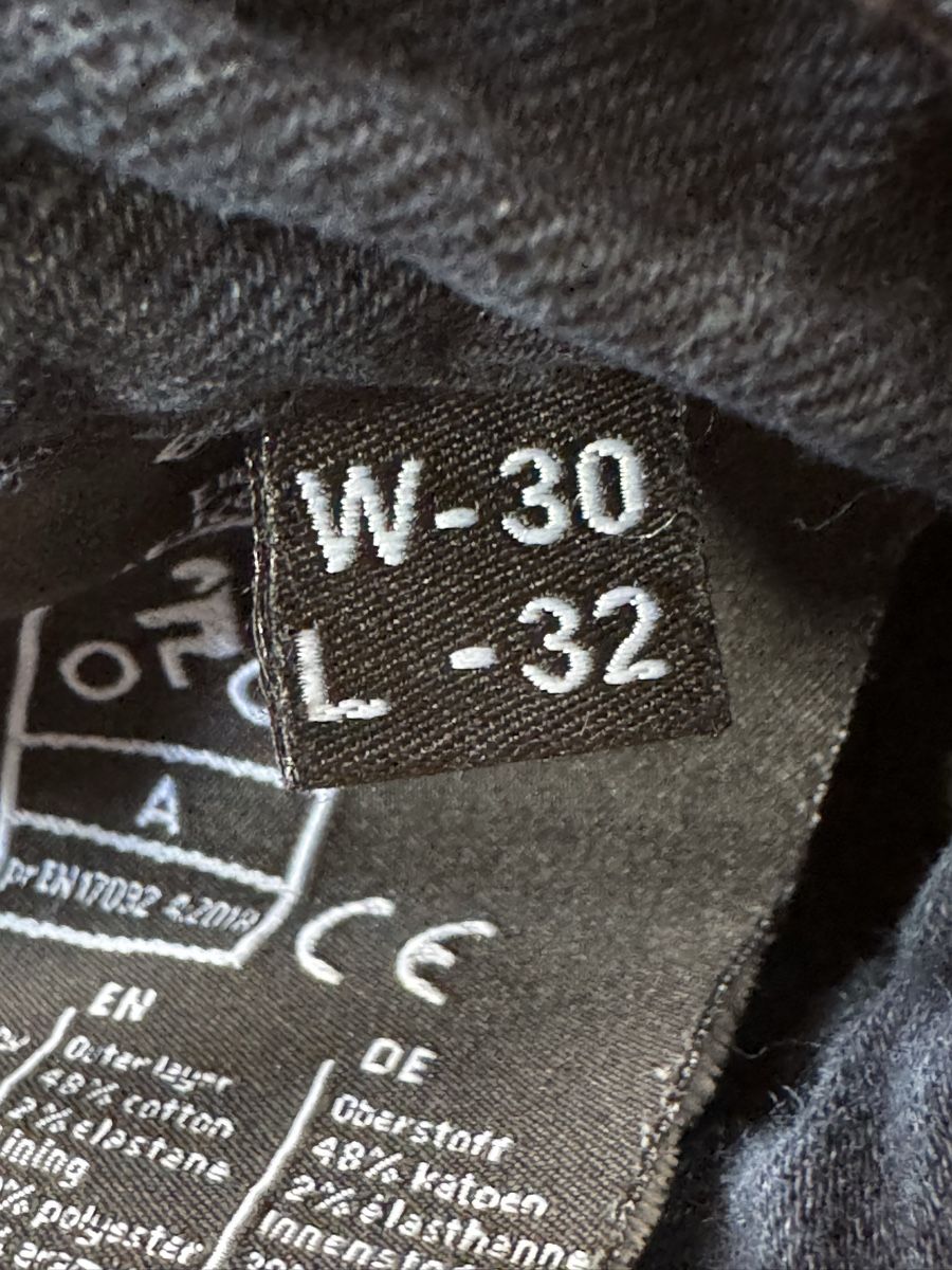 Jeans: Motorrad Jeans Course Grösse W30 L32 – Gebraucht aus Galgenen von rpoto 3