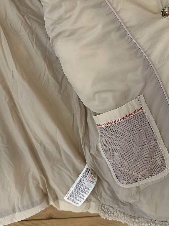 Esprit Gilets: Weste Creme ESPRIT XS Fell-Imitat – D'occasion à Bärau par JeJeG 2