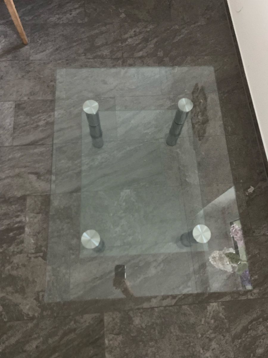 Tische: Alter Glastisch  – Gebraucht aus Esslingen von Gargamel011 1