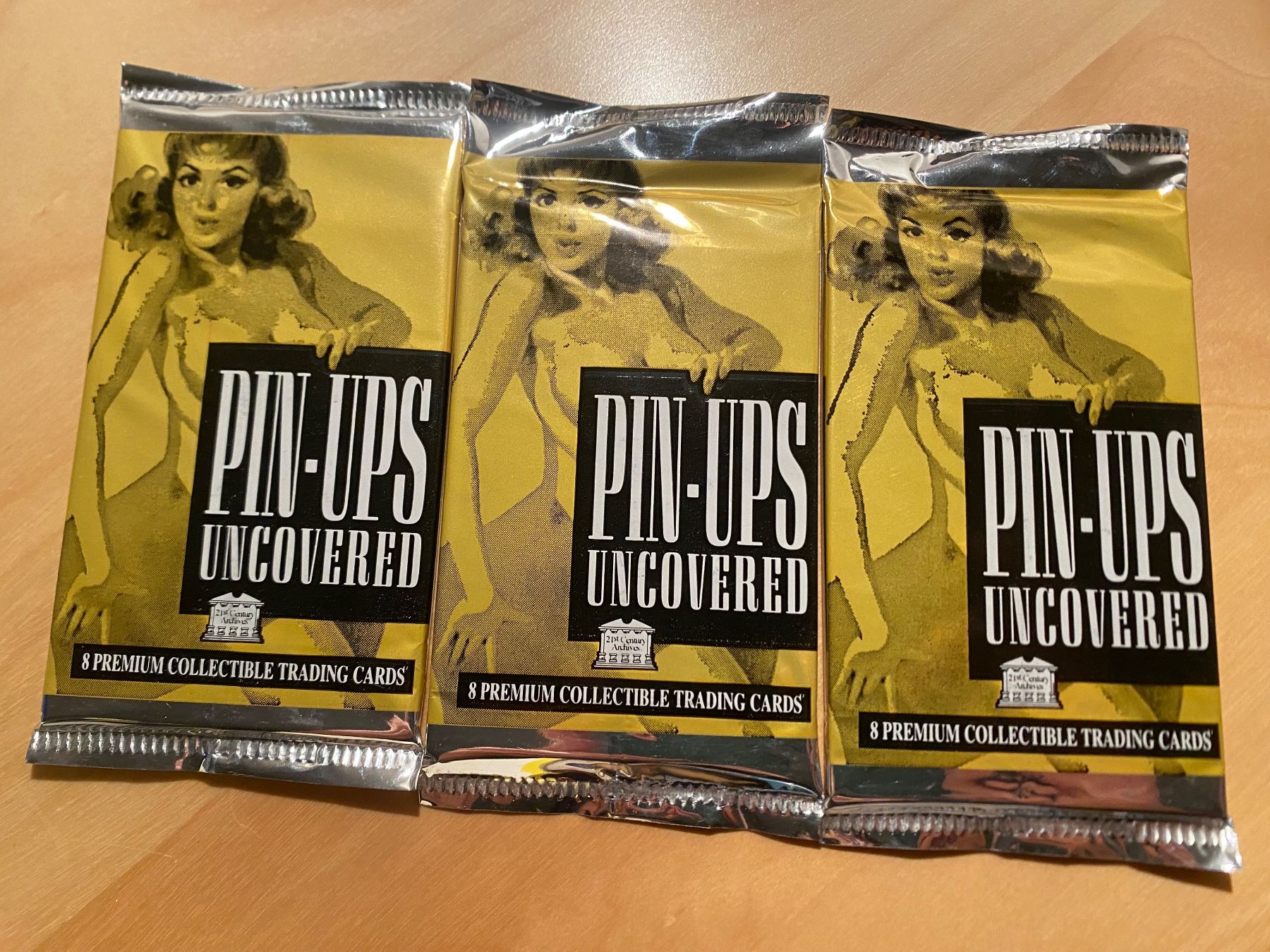 Cartes à collectionner: Pin Ups uncovered 1996 -3 Packs – Neuf (Voir description) à Unterlunkhofen par PaniNicola