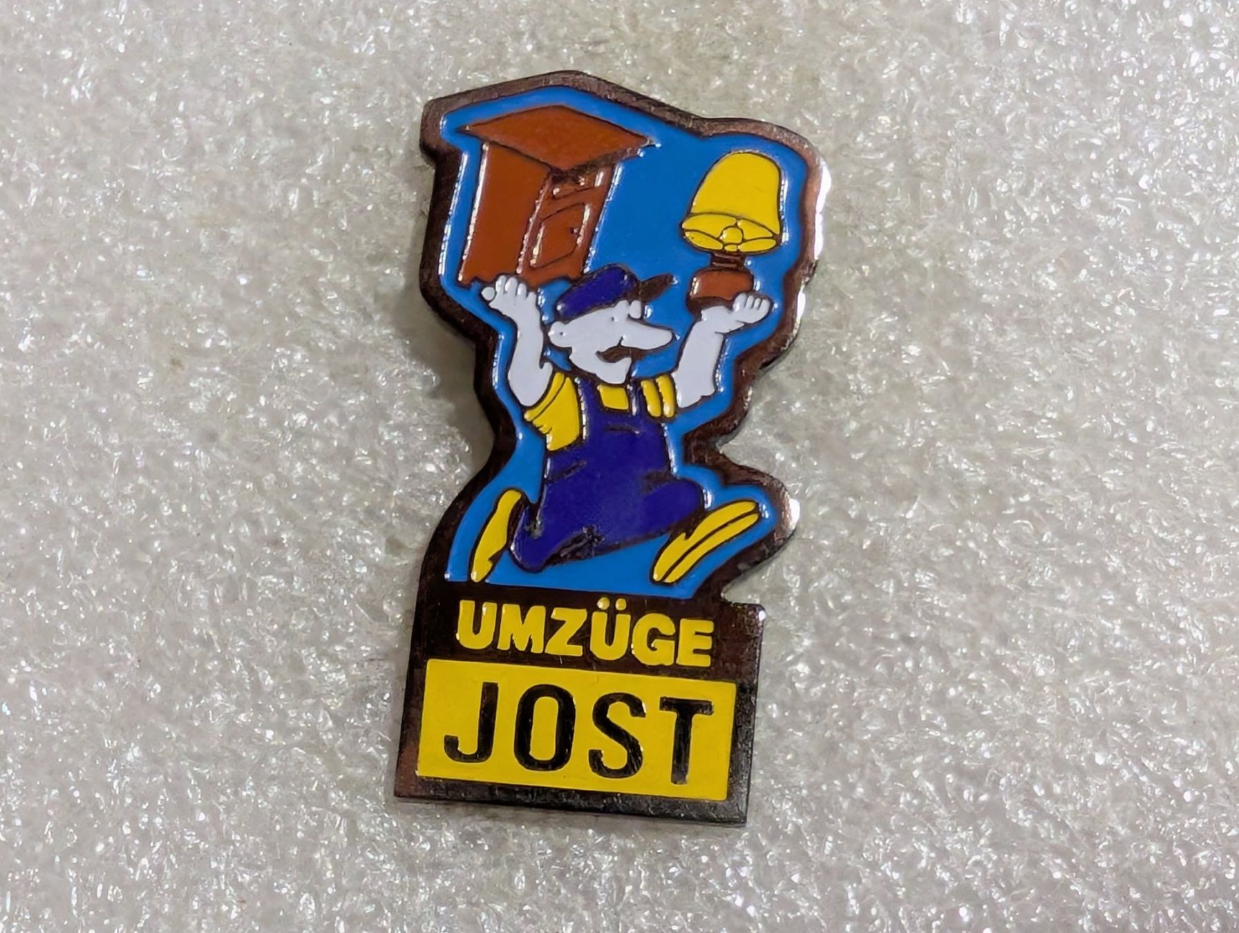Placchette & Badge: Ansteckpin 243: Umzüge Jost – Usato da Oppligen venduto da Pin-Fall-Shop
