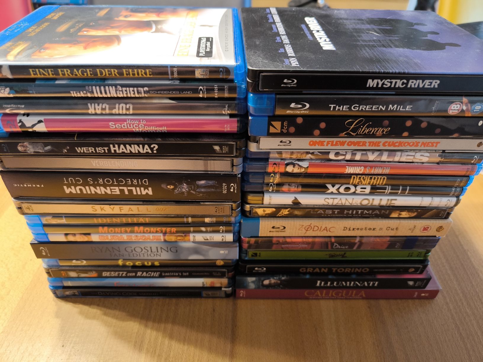 Tutti i DVDs: Thriller, Drama & Krimi Blu Ray Bundle – Usato da Dürnten venduto da Nexomynon